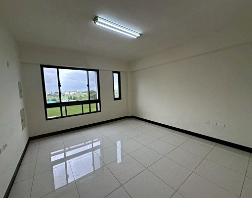 大崙街整棟全新透天出租植村墅8 - Image 11