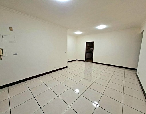 新店十四張🏠🌟可租補🌟可稅籍🌟採光通風🌟格局方正 - Image 2