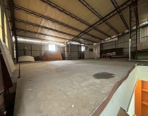 旱溪夜市東英公園旁/巷內透天雙店面百坪/可倉庫工作室營登停車 - Image 14