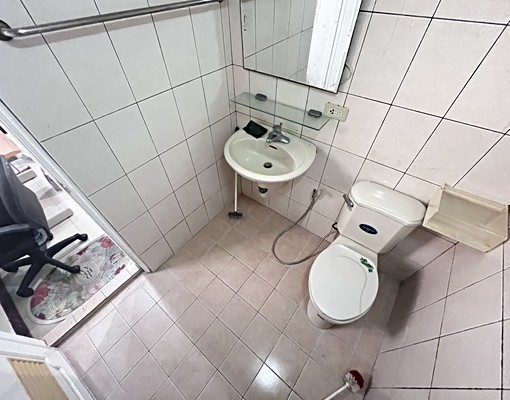 經典優惠套房/桃園後火車站步行10分鐘/開窗採光 - Image 6