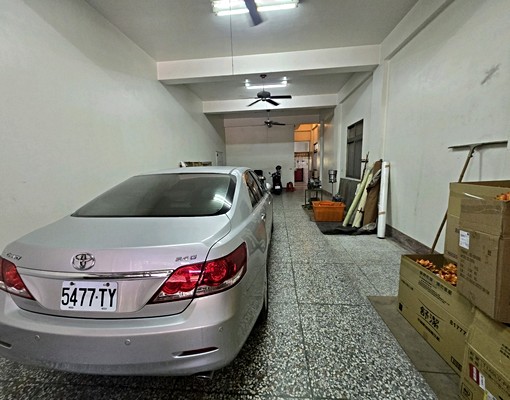 南屯黎明臨路8米路透天厝空屋<出租> - Image 6