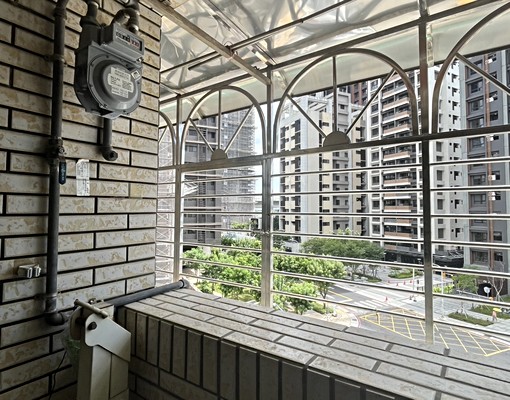 🏠[空間大屋況佳｜中興橋旁明亮通風電梯大二房｜可租屋補助] - Image 9