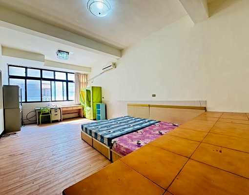 近高雄車站屋況佳整層住家 - Image 9
