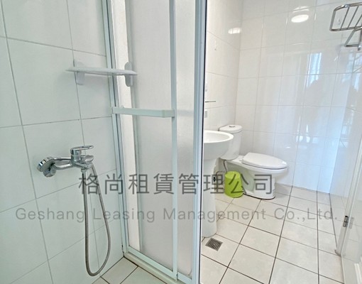 C竹科清交旁-陽台洗衣機套房-嶄新屋齡 - Image 7