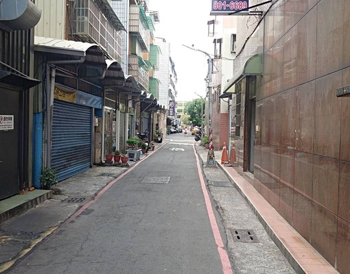 小港捷運站出口/騎樓式透天/工作室、公司據點/翔昀雅舍代管 - Image 15