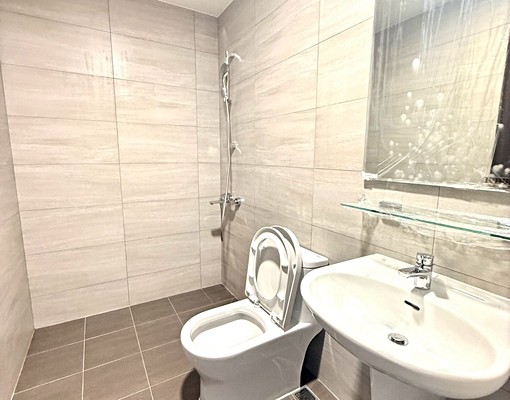 河堤世界G3賺錢金店面+平車 - Image 7