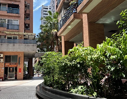 南崁精華區內店面 - Image 2