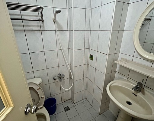 竹科金山街清交大採光通風佳中央鍋爐洗澡免錢省錢首選 - Image 4
