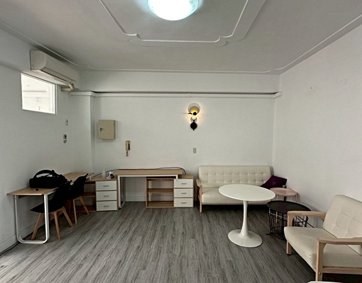 🎁星鴻社宅🎁東區崇明三房採光佳稀有物件釋出健身公寓 - Image 1