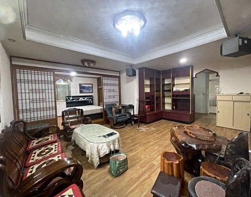 幸福建業~2+3樓邊間亮麗四房+2大露臺~請洽宥緯 - Image 1