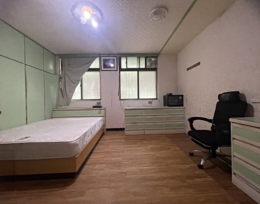 幸福建業~2+3樓邊間亮麗四房+2大露臺~請洽宥緯 - Image 9