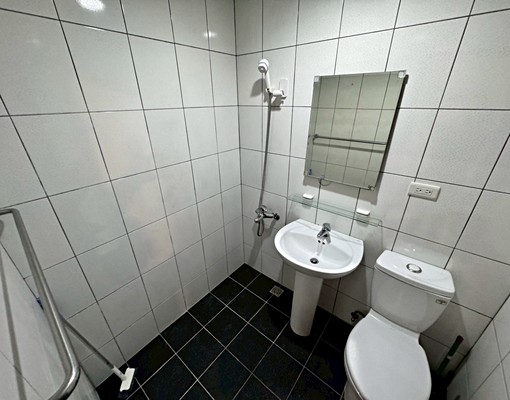 近福和國中【優質租案】可補助★大面採光★獨立洗衣機 - Image 4