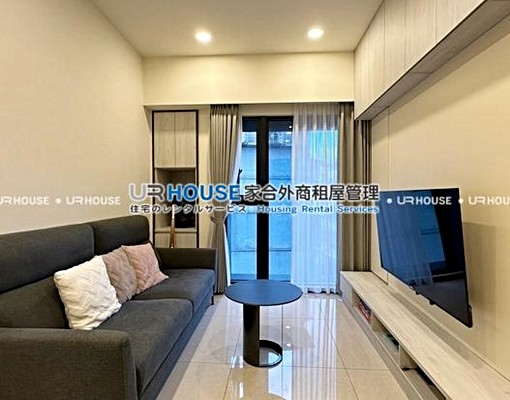 MRT芝山丨近天母SOGO商圈丨美.日學校 - Image 1