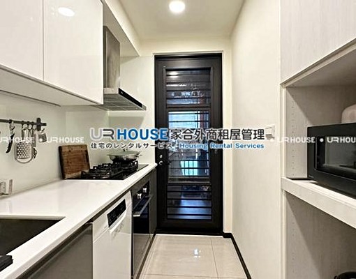 MRT芝山丨近天母SOGO商圈丨美.日學校 - Image 3
