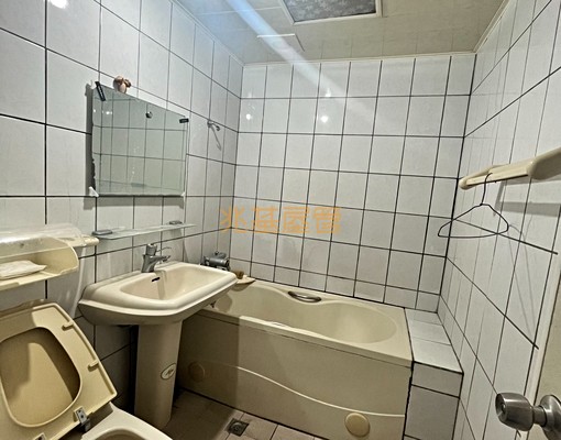 兆基社會住宅🏡新生國小旁電梯2房可租補請加line - Image 7