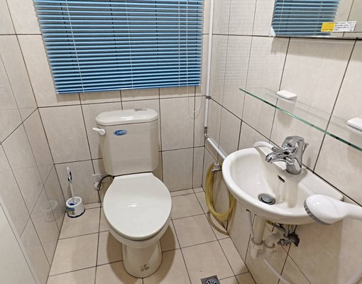 東和街一樓套房-另有專屬廚房可使用(可租補) - Image 6