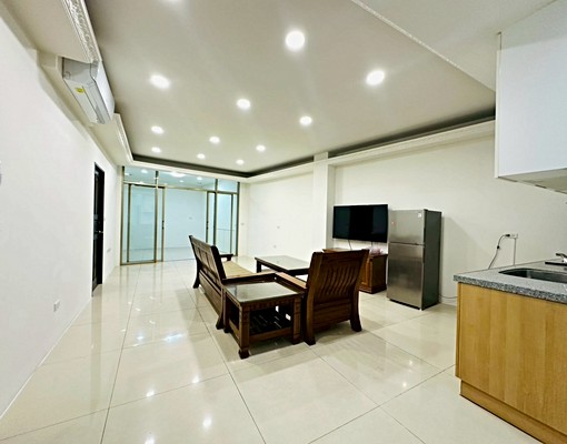 近新光遠百七四✔️精美大坪數2+1房✔️可租補平車可另租 - Image 1