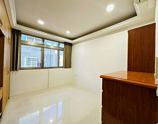 近新光遠百七四✔️精美大坪數2+1房✔️可租補平車可另租 - Image 8