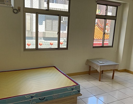 龍潭大坡路透天屋況新附家具 - Image 1