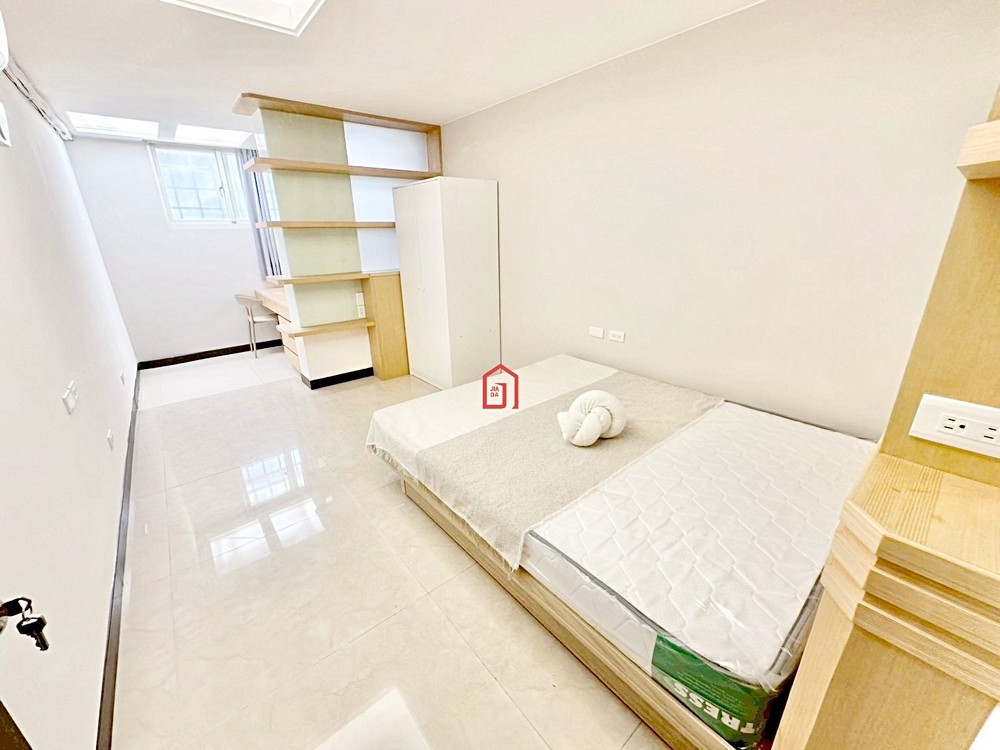 💯超近忠孝新生站✨全新首租免爬梯小資房.可報稅入籍補助❗️ - Image 1