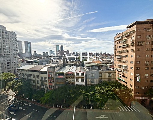 六張犁*信義安和通化商圈裝潢優質景觀三房*車 - Image 6