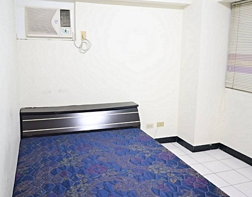 僑孝國小新一點利黃昏市場旁/精美電梯大二房二衛平車/可租補 - Image 5