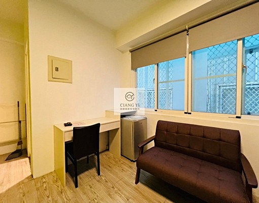 東區裕豐街近成大裝潢獨立套房|可租補 - Image 4