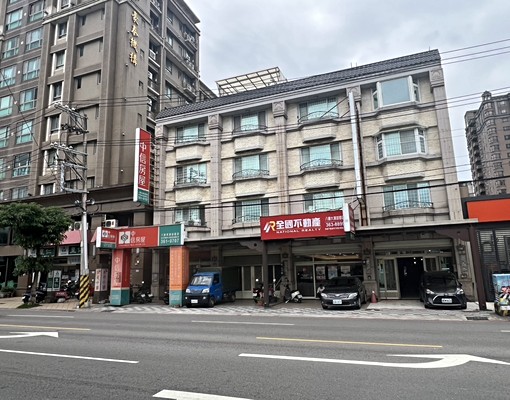 八德東勇街一樓店面出租.需乾淨無污.寬敞明亮 - Image 1