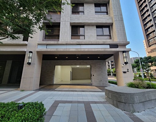佳昂新家全新落成金店面 - Image 1