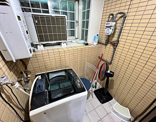 台北橋捷運站400公尺有陽台電梯獨立套房(含管) - Image 7