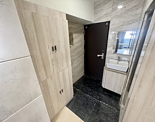 近中教大台中醫院🥤可雙補助報稅戶籍🥤頂級系統櫃流理台大間 - Image 4