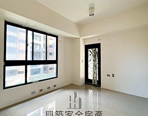 ⚡【成功學區豪宅】🔥大坪數三改二房大露臺|含雙車⚡ - Image 11