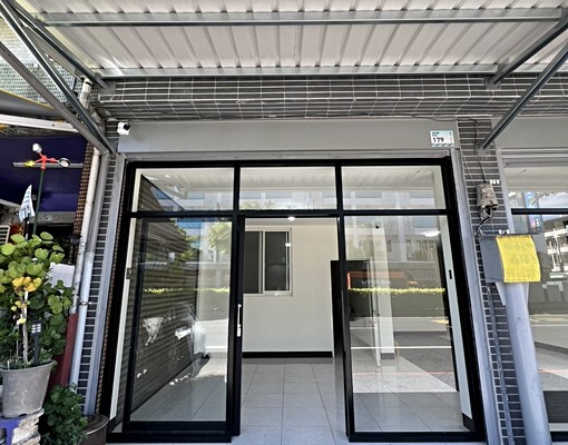 火車站20米大路邊1樓店面(很適合美業、私人家教、辦公室) - Image 2