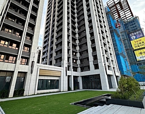 中信雅媚~禾川琚全新完工高樓景觀戶3房超美+坡平車 - Image 1