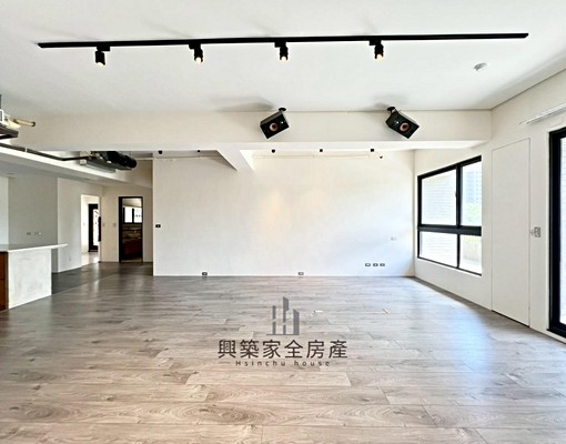 ‼️【成功學區豪宅】🔥大坪數三改二房大露臺|含雙車 - Image 4