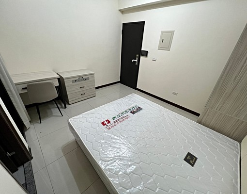 平鎮育達高中、聯新醫院陽台電梯套房 - Image 1