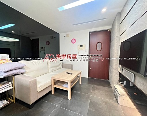 美樂~信義安和*信義挑高可站一房*獨立門牌*台水電*可寵 - Image 4