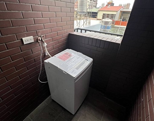 ✅稀有可補!有電梯!✅~會秒殺!獨立陽台電梯套房~ - Image 4