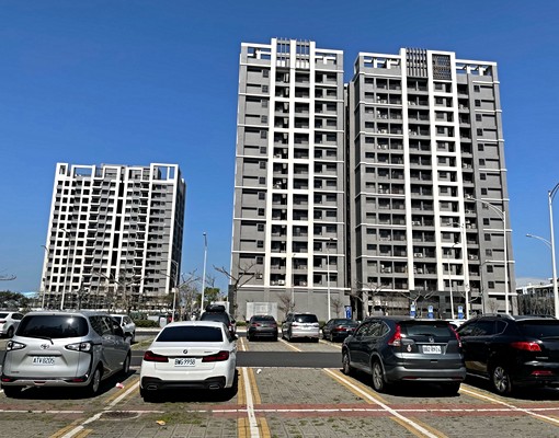 全新益翔有樂仕大三房(平面車位另計)可租補 - Image 2