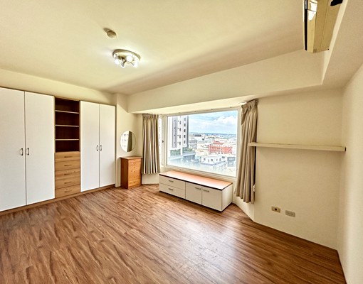 💫光速文華⚡️精裝潢⚡高樓景觀⚡兩層打通9+10F🉑戶籍 - Image 1