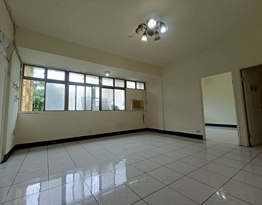 中和民享街邊間可租補3樓公寓 - Image 2