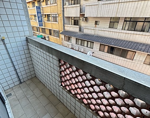 公益/勤美/向上😍精品裝潢電梯⚡️可租補陽台獨洗曬衛浴開窗 - Image 8