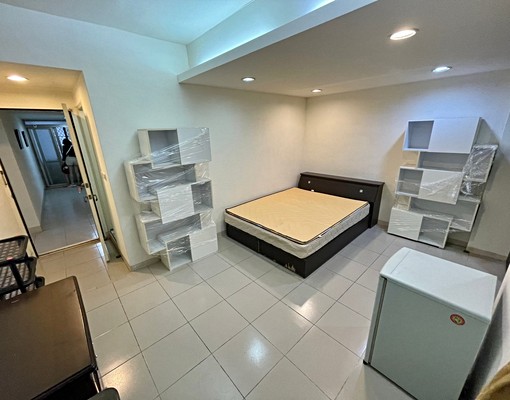 新店區公所捷運🏠獨立衛浴陽台❣️12坪套房含水網路第四台 - Image 2