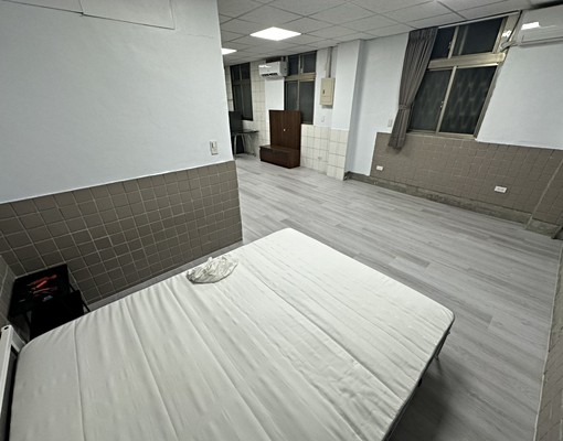 近捷運西門站【超值租案】可補助★一層1戶★低樓層 - Image 4