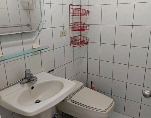 電梯大廈、獨立門戶套房、中庭花園社區,便利生活圈 - Image 11