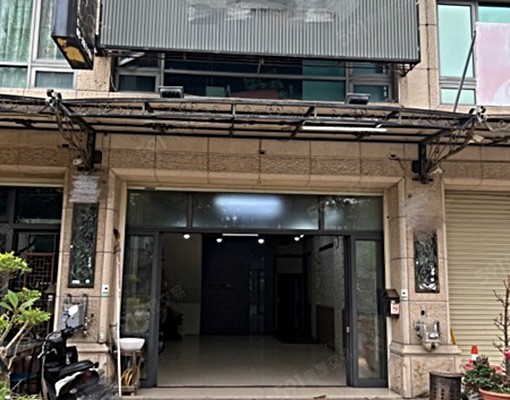 友忠路黃金店面 - Image 1