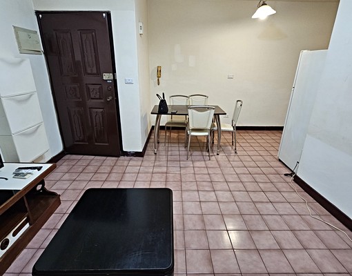 向上市場中美街優質兩房 - Image 2