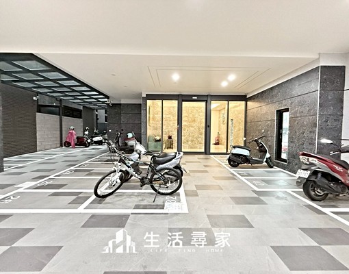 ✓近大里國小✓全新質專屬機車位✓可租補入戶籍 - Image 9