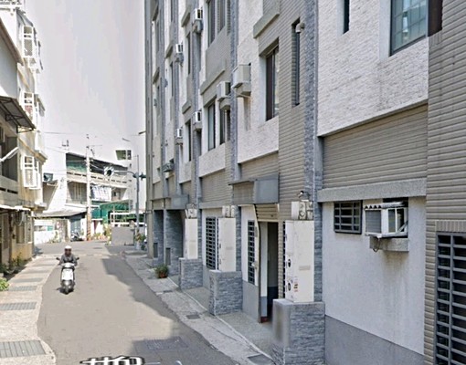 建國科大、彰師大、彰基優質電梯獨立套房 - Image 2