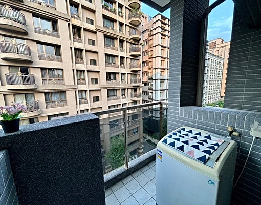 徐匯中學捷運站/有陽台完整家具🔥可寵可租補🔥租屋妤彤 - Image 1